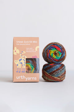 UNEEK SOCK KIT / Urth Yarns