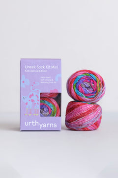 UNEEK SOCK KIT / Urth Yarns