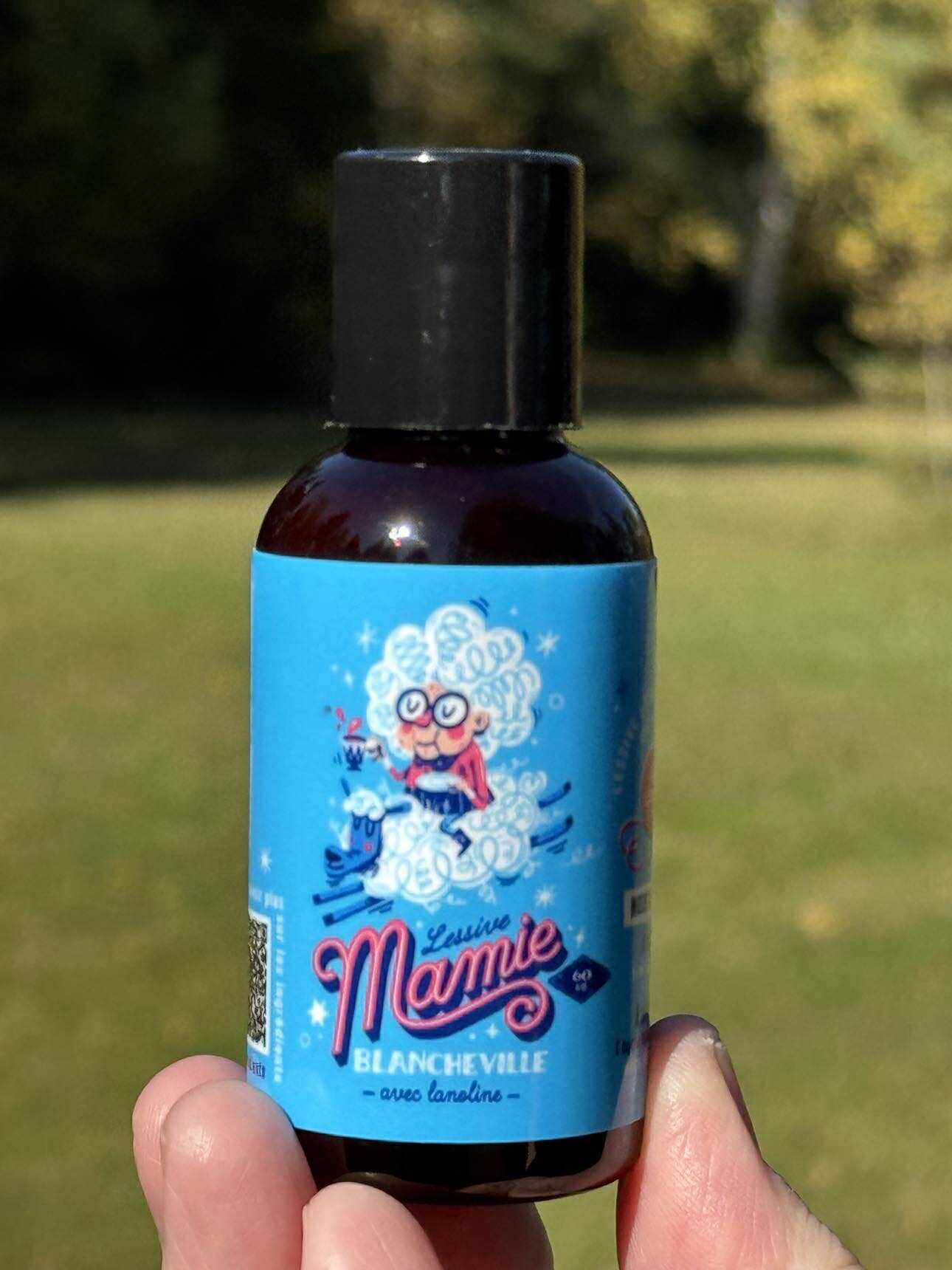 Lessive Mamie Blancheville avec Lanoline