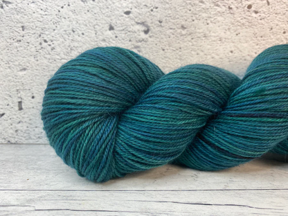 LOUKA 2.0 Lace de Entre Soeurs & Laine