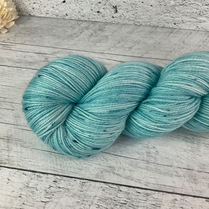 LÉA Lace de Entre Soeur & Laine