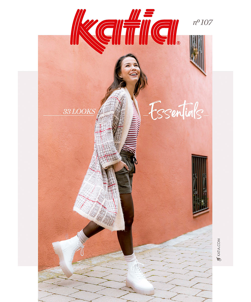 Revue Katia No 107 - 33 Looks Essentials